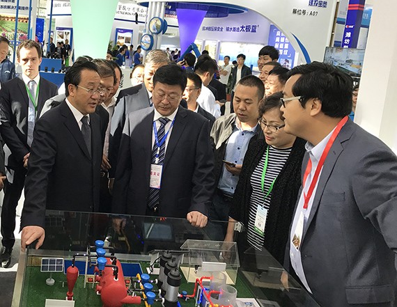 20170929224052868001