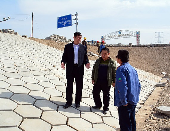 20171017155353254003