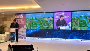 5��20����304am�������Ž�ˮ�ܳ������ʮ������ˮ��̳��Ϊ�ƽ�����ˮ����ʳ��ȫ���ס�304am���������ǻۡ���