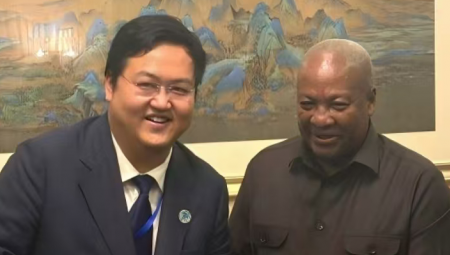 ���Ŷ��³��������ڱ����������ͳ���������й�����̸